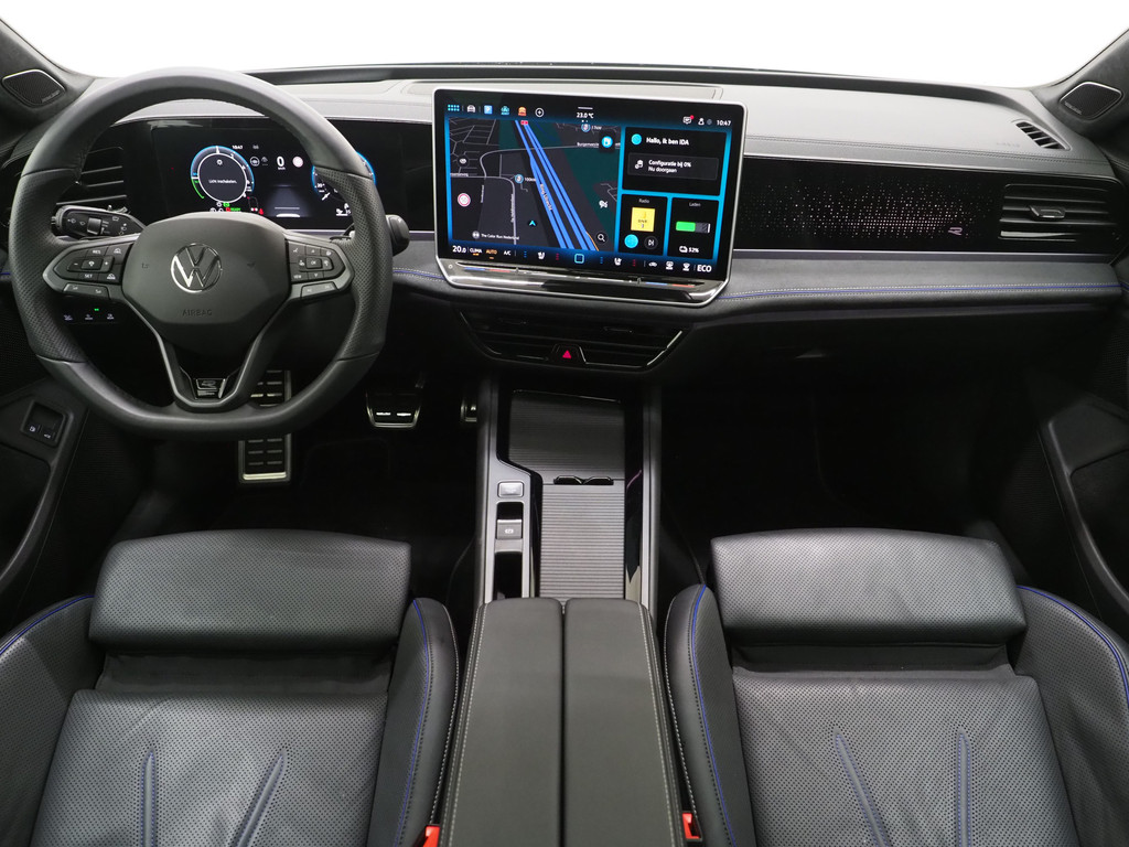 Volkswagen Passat Variant 1.5 eHybrid R-Line Edition 4