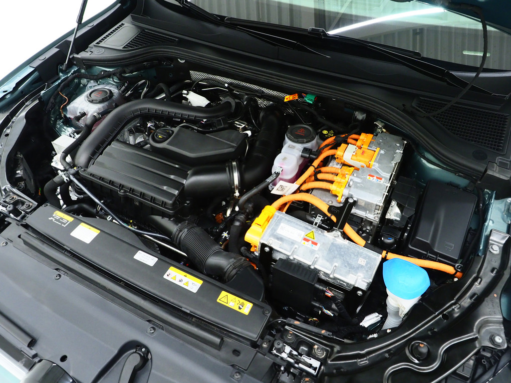 Volkswagen Passat Variant 1.5 eHybrid R-Line Edition 57