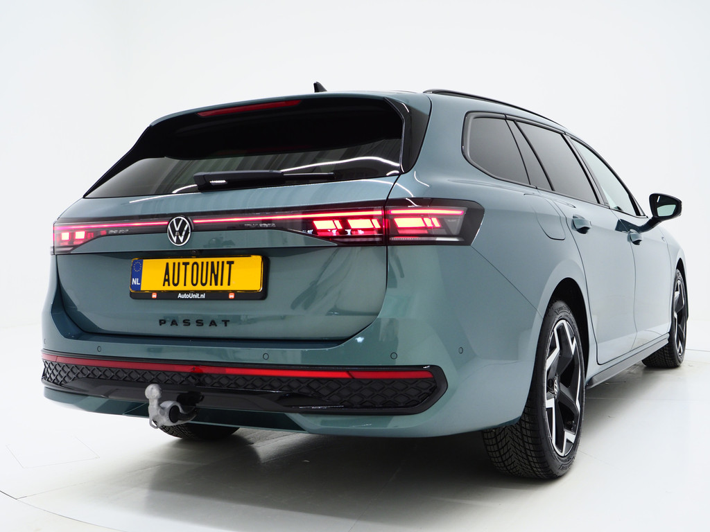 Volkswagen Passat Variant 1.5 eHybrid R-Line Edition 8