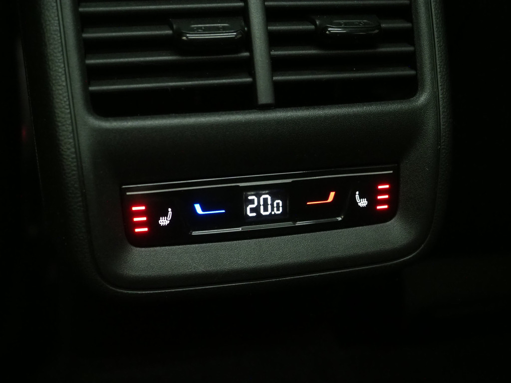 Volkswagen Passat Variant 1.5 eHybrid R-Line Edition 94
