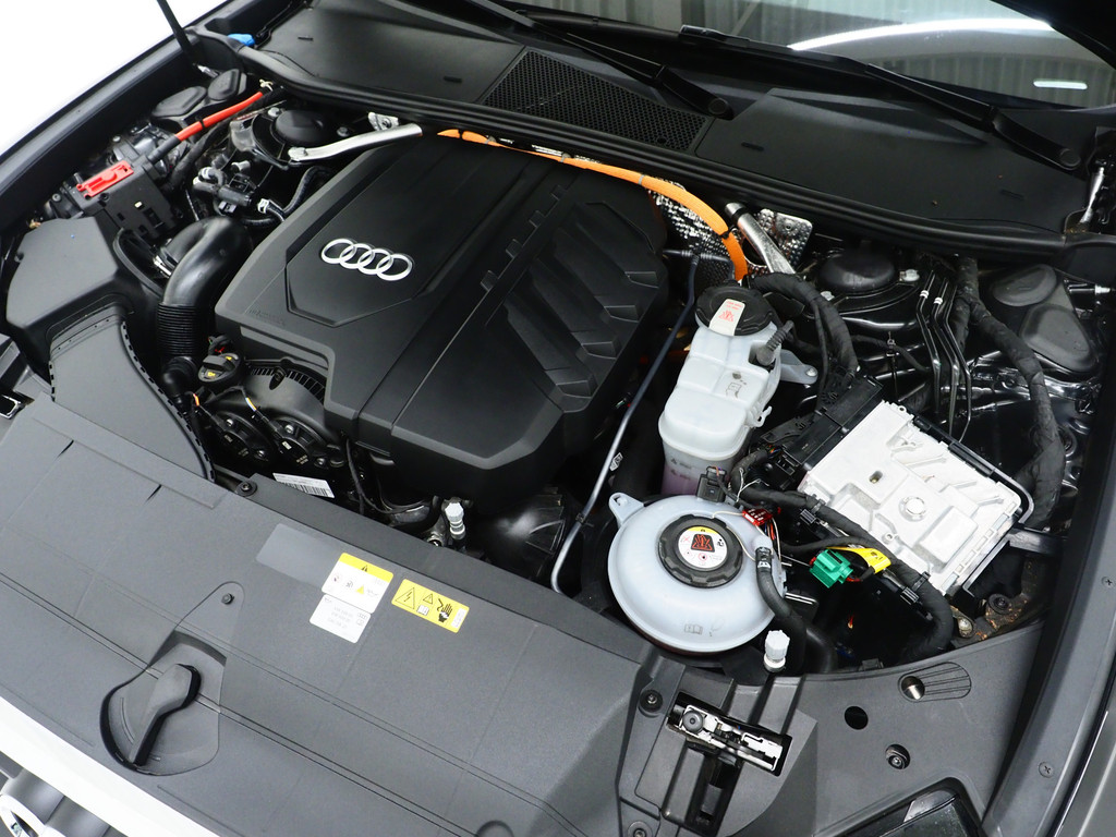 Audi A6 Avant 50 TFSI e quattro 44