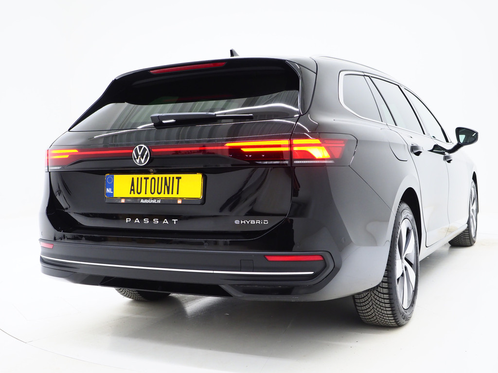 Volkswagen Passat Variant 1.5 eHybrid 204PK 8