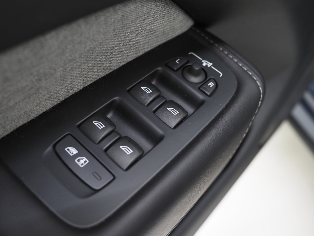 Volvo XC60 2.0 T6 Plug-in hybrid AWD Ultimate 21