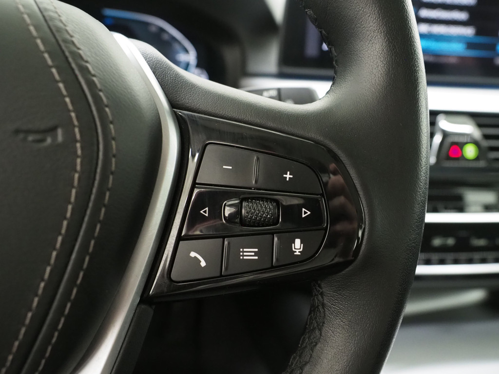 BMW 5 Serie Touring 530e xDrive 24