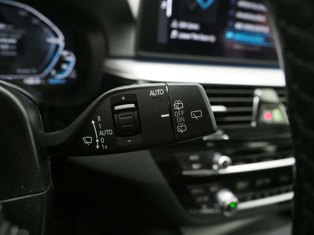 BMW 5 Serie Touring 530e xDrive 25