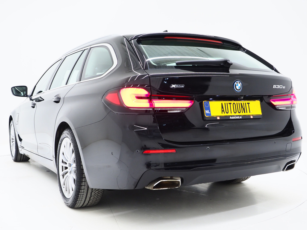BMW 5 Serie Touring 530e xDrive 42