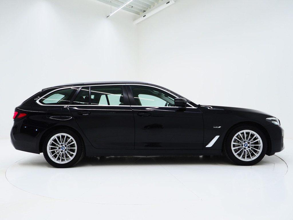 BMW 5 Serie Touring 530e xDrive 49