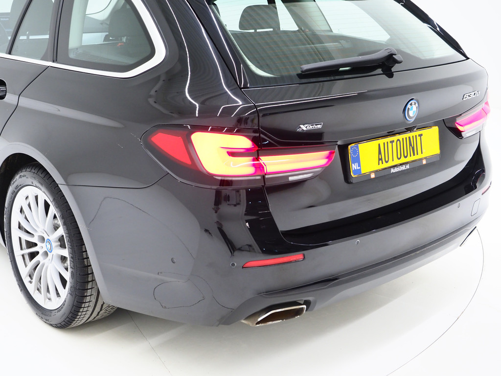 BMW 5 Serie Touring 530e xDrive 53