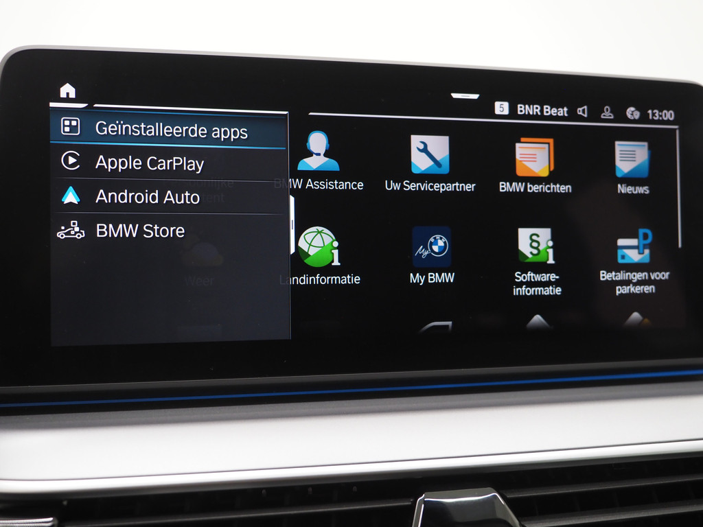 BMW 5 Serie Touring 530e xDrive 69