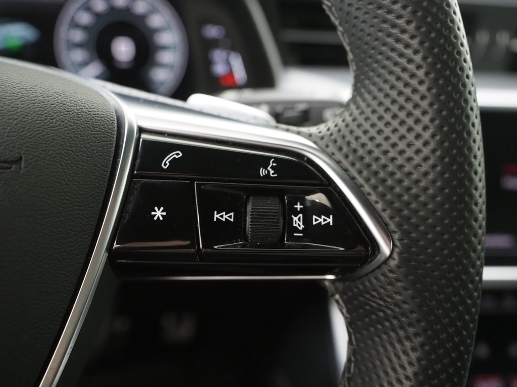 Audi A6 Avant 50 TFSI e quattro S-Line Edition 60