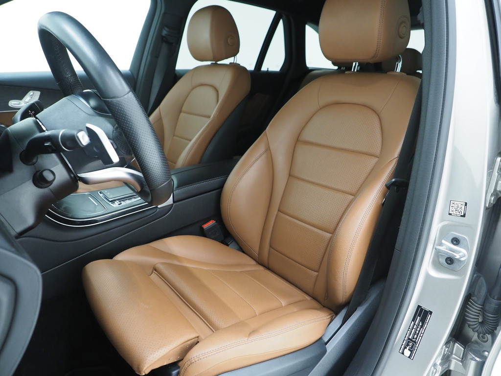 Mercedes-Benz GLC 300e 4MATIC AMG 42