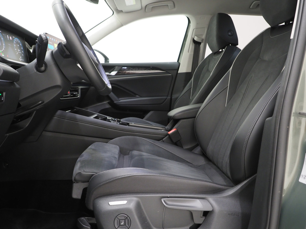 Volkswagen Tayron 1.5 eHybrid Elegance 16