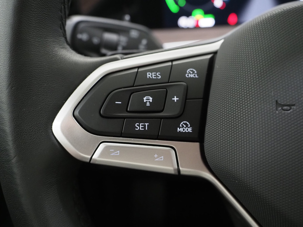 Volkswagen Tayron 1.5 eHybrid Elegance 22