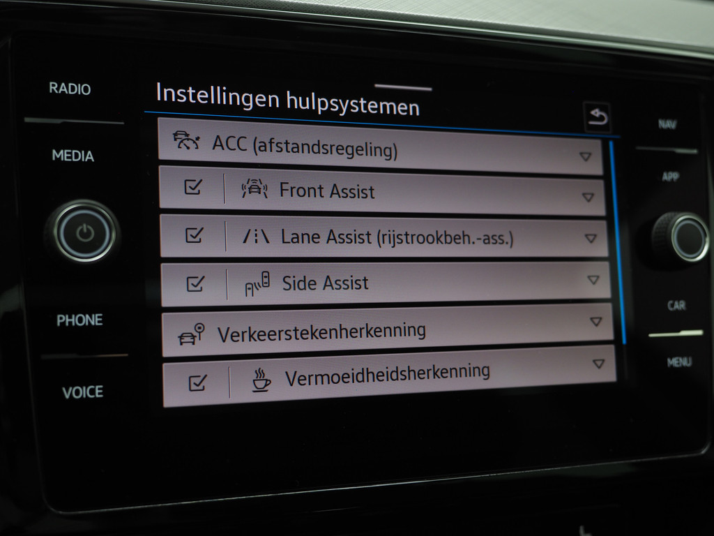Volkswagen Passat Variant 1.4 TSI PHEV GTE 66