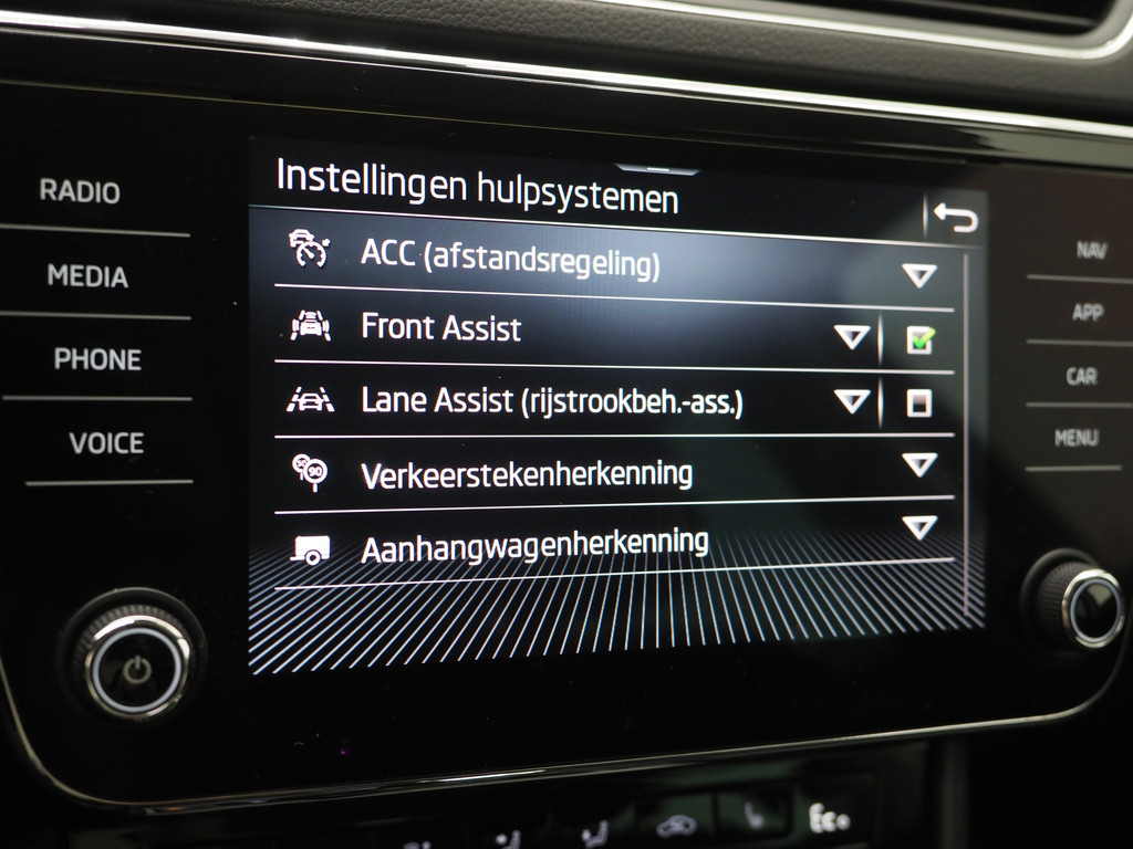Škoda Superb Combi 1.4 TSI iV 218PK 66