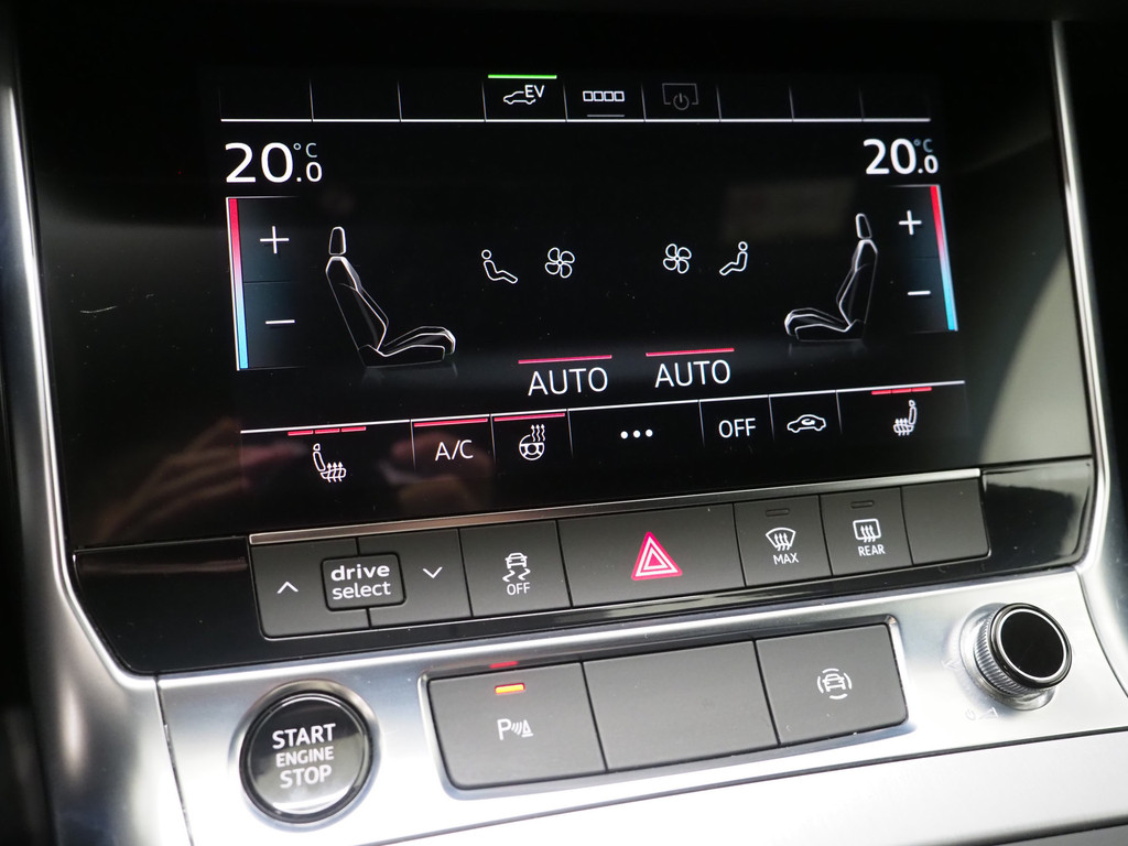 Audi A6 Avant 55 TFSI e quattro Competition Full Black 30