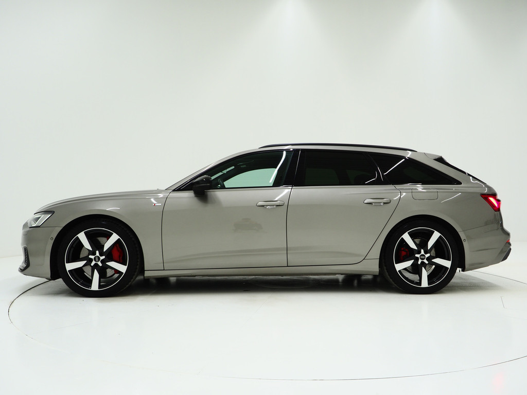 Audi A6 Avant 55 TFSI e quattro Competition Full Black 40