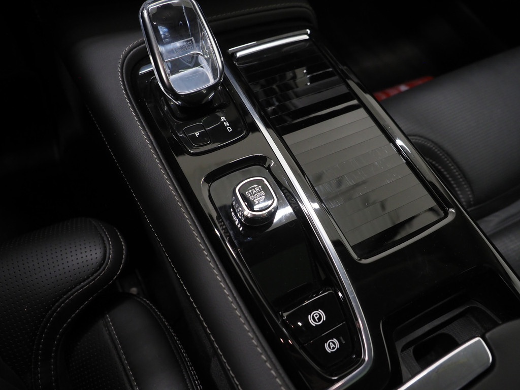 Volvo V90 2.0 T6 AWD Inscription 81