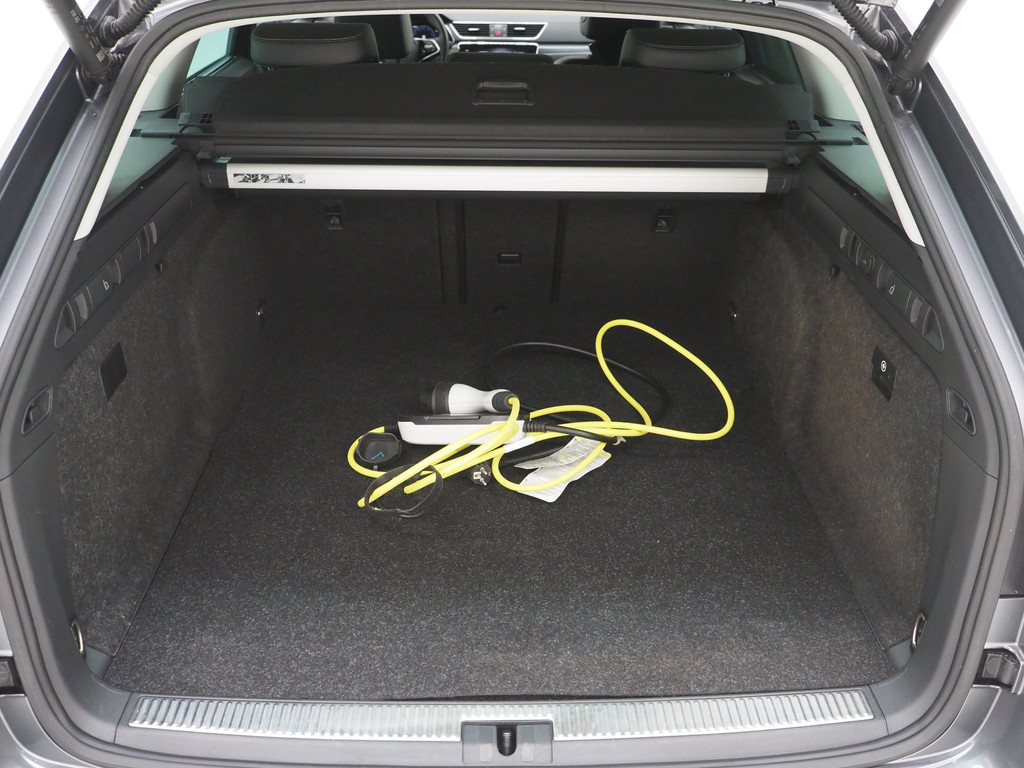 Škoda Superb Combi 1.4 TSI iV Style 40
