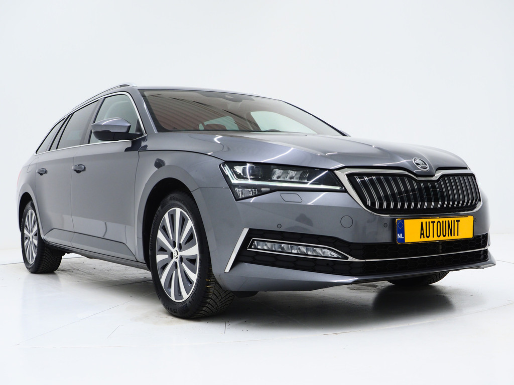 Škoda Superb Combi 1.4 TSI iV Style 52