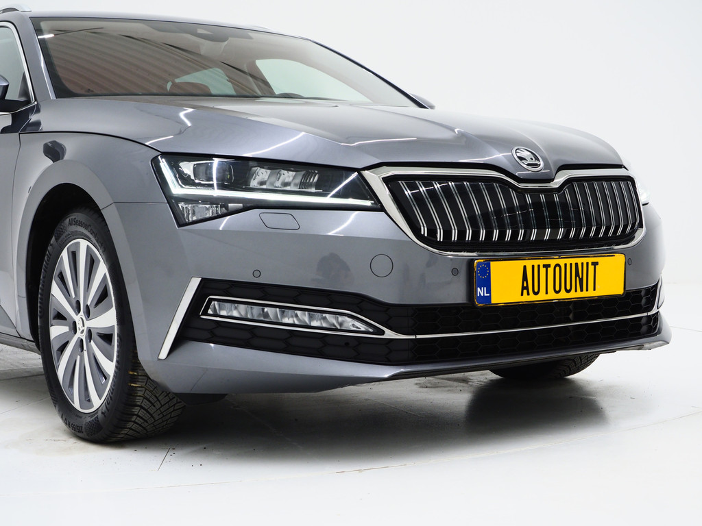 Škoda Superb Combi 1.4 TSI iV Style 53