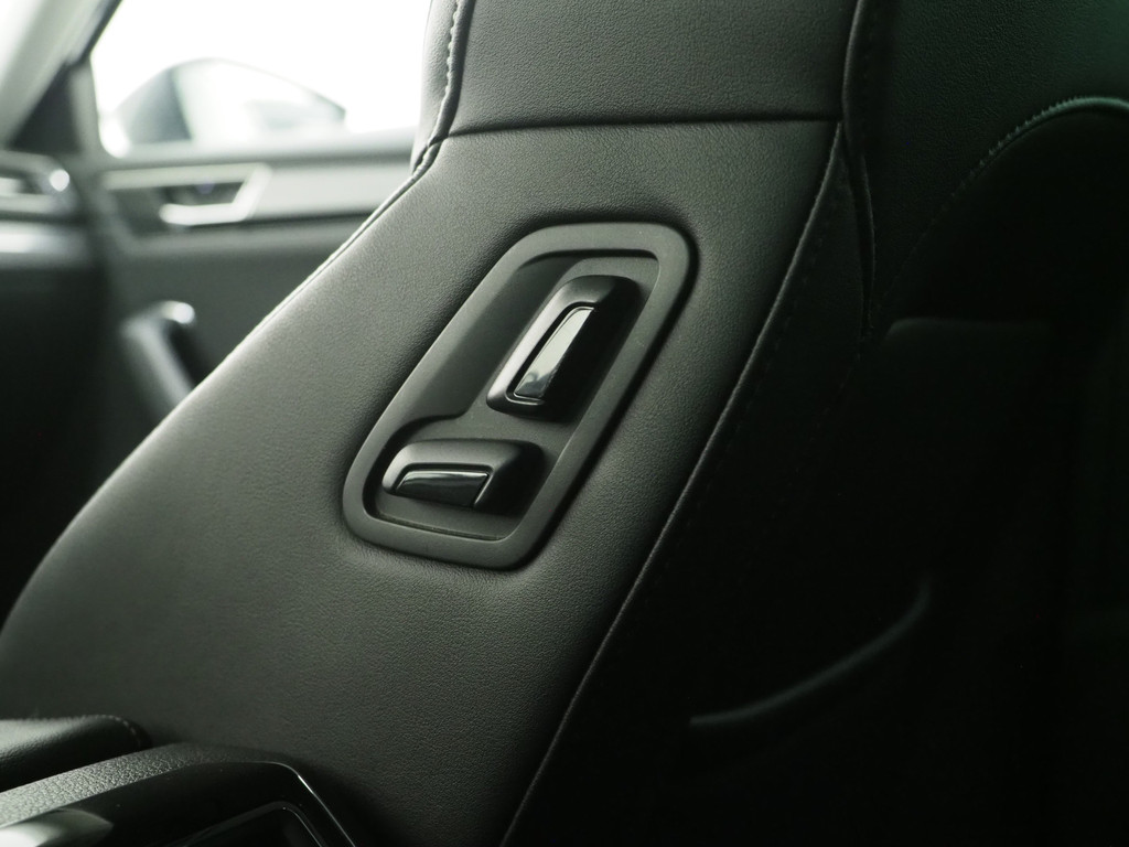 Škoda Superb Combi 1.4 TSI iV Style 78