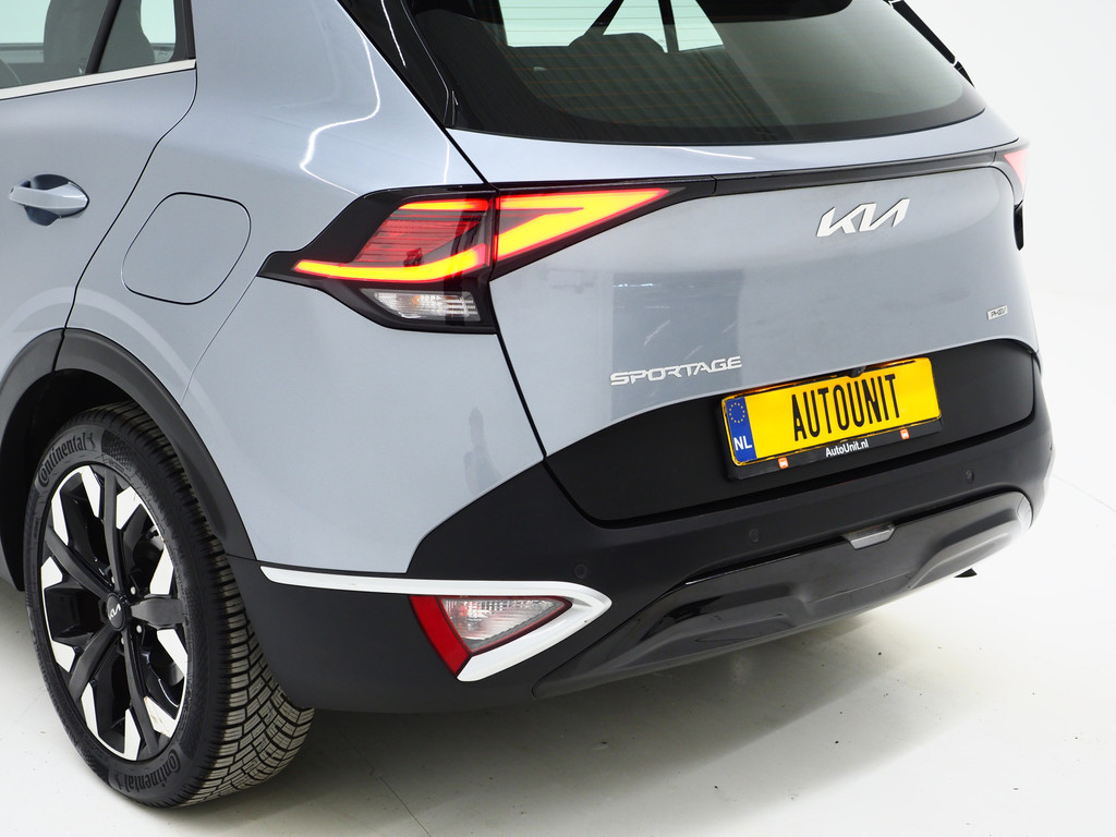 Kia Sportage 1.6 T-GDi Plug-in Hybrid AWD 13