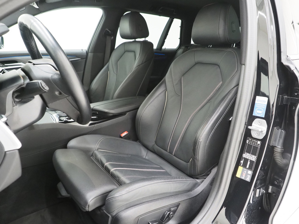 BMW 5 Serie Touring 530e 3