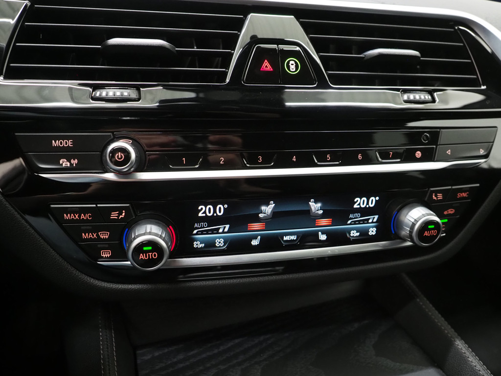 BMW 5 Serie Touring 530e 35