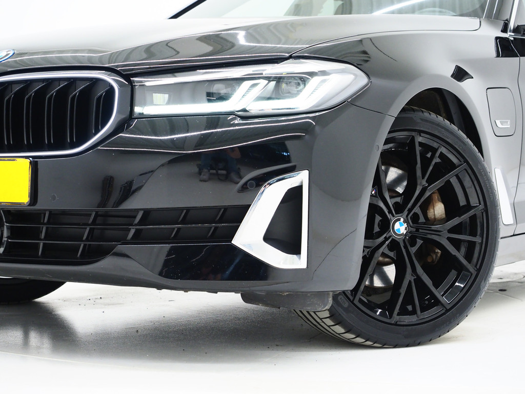 BMW 5 Serie Touring 530e 5