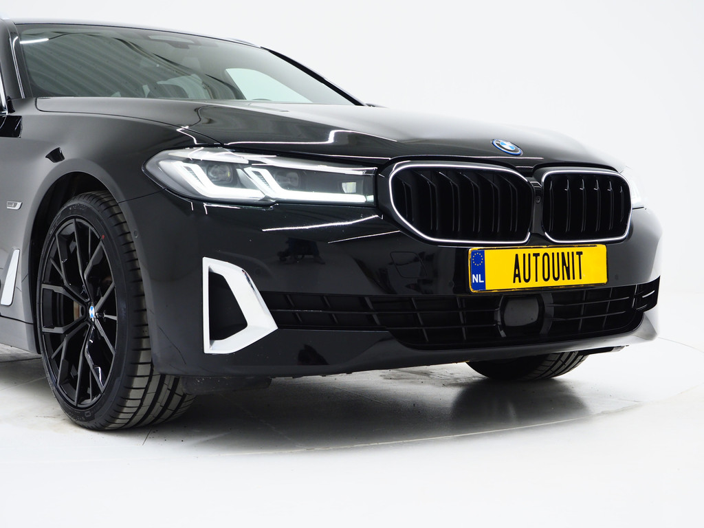 BMW 5 Serie Touring 530e 55
