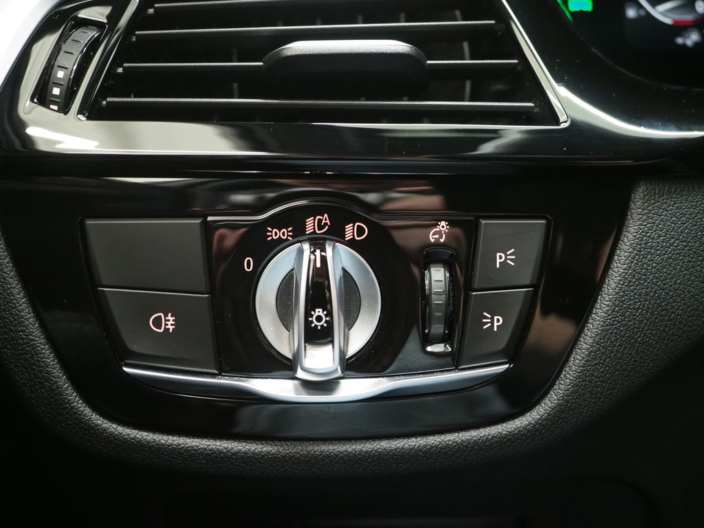 BMW 5 Serie Touring 530e 66