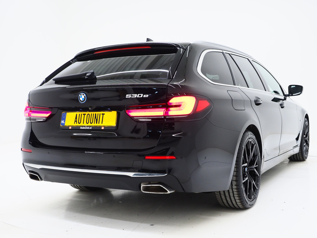 BMW 5 Serie Touring 530e 9