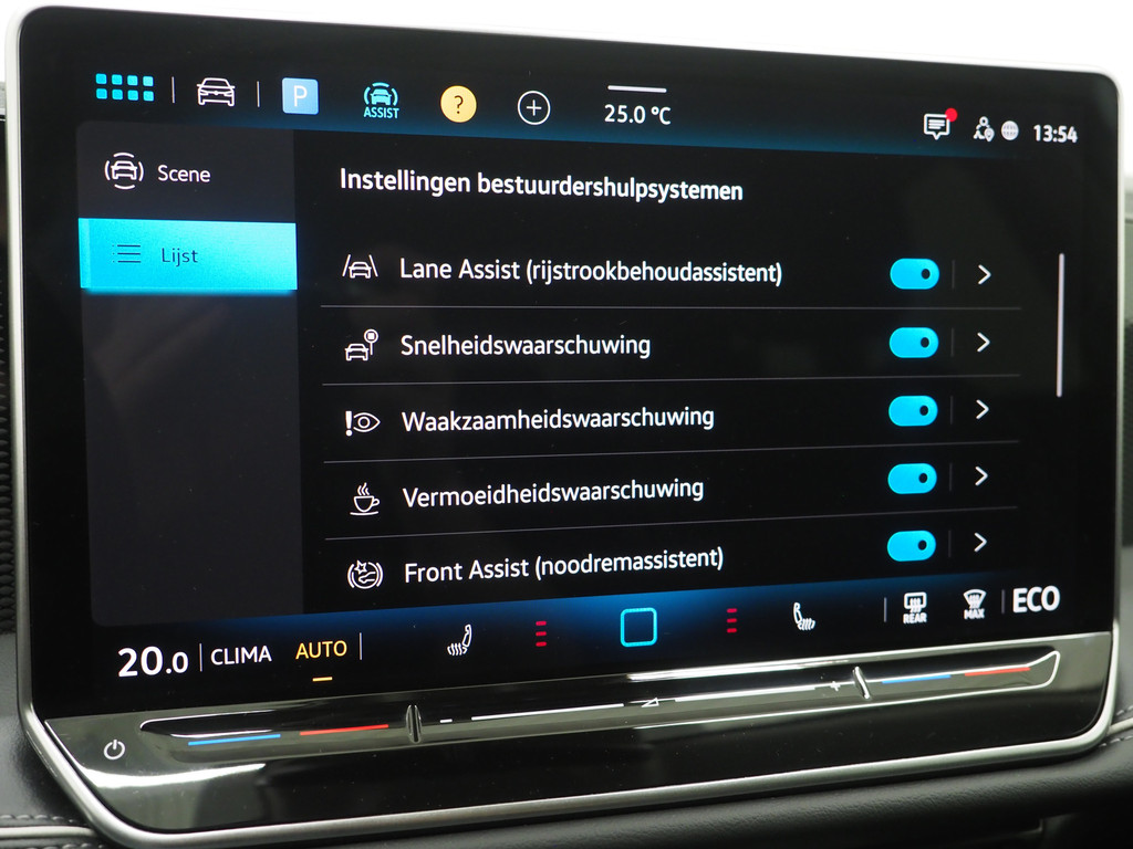 Volkswagen Passat Variant 1.5 eHybrid 204PK 29