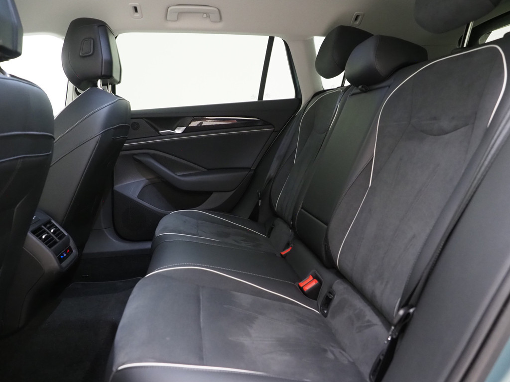 Volkswagen Passat Variant 1.5 eHybrid 204PK 39