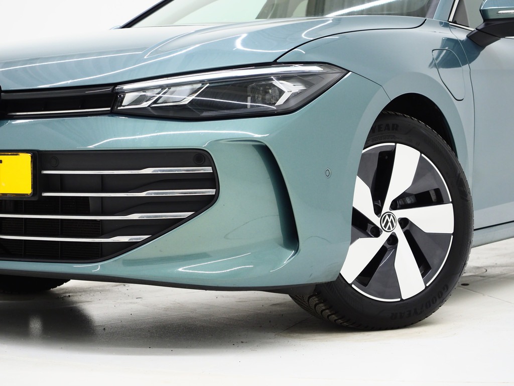Volkswagen Passat Variant 1.5 eHybrid 204PK 5