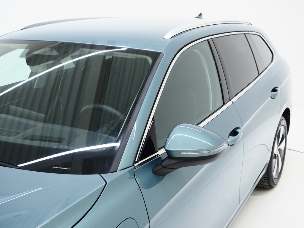 Volkswagen Passat Variant 1.5 eHybrid 204PK 55