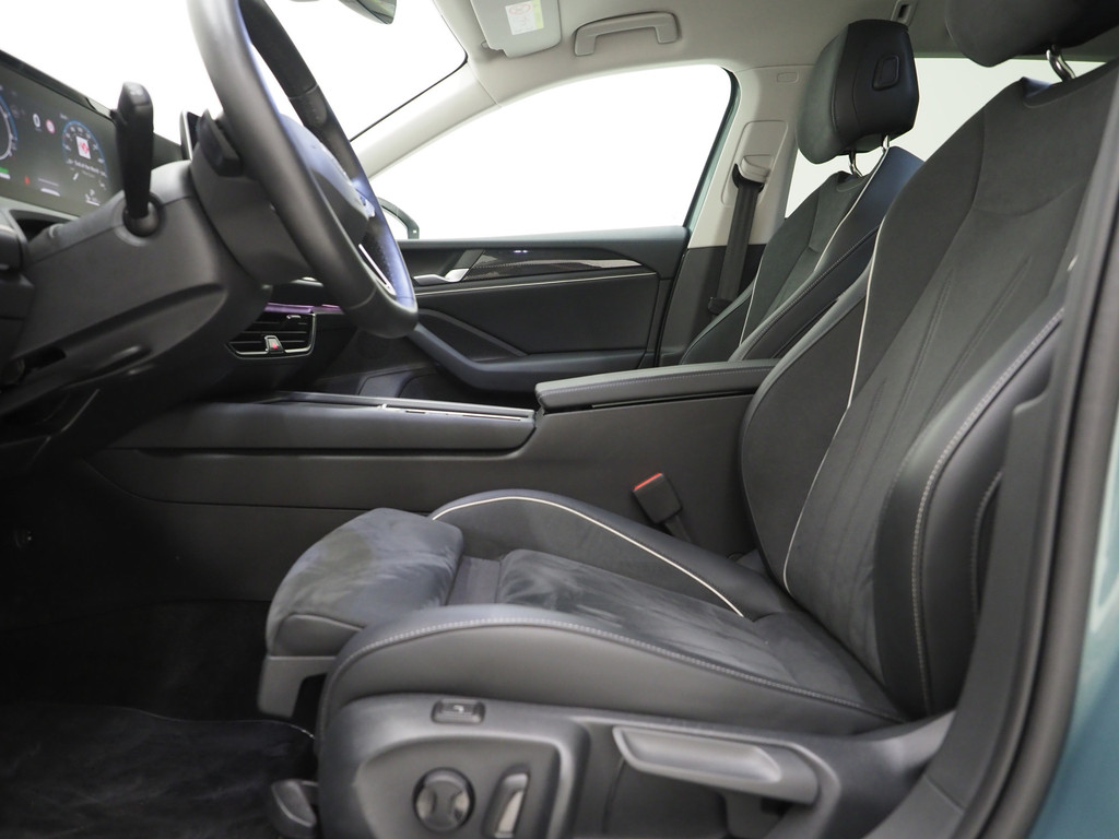 Volkswagen Passat Variant 1.5 eHybrid 204PK 58