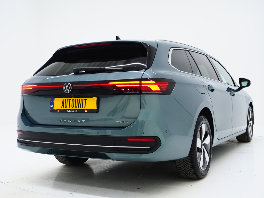Volkswagen Passat Variant 1.5 eHybrid 204PK 8