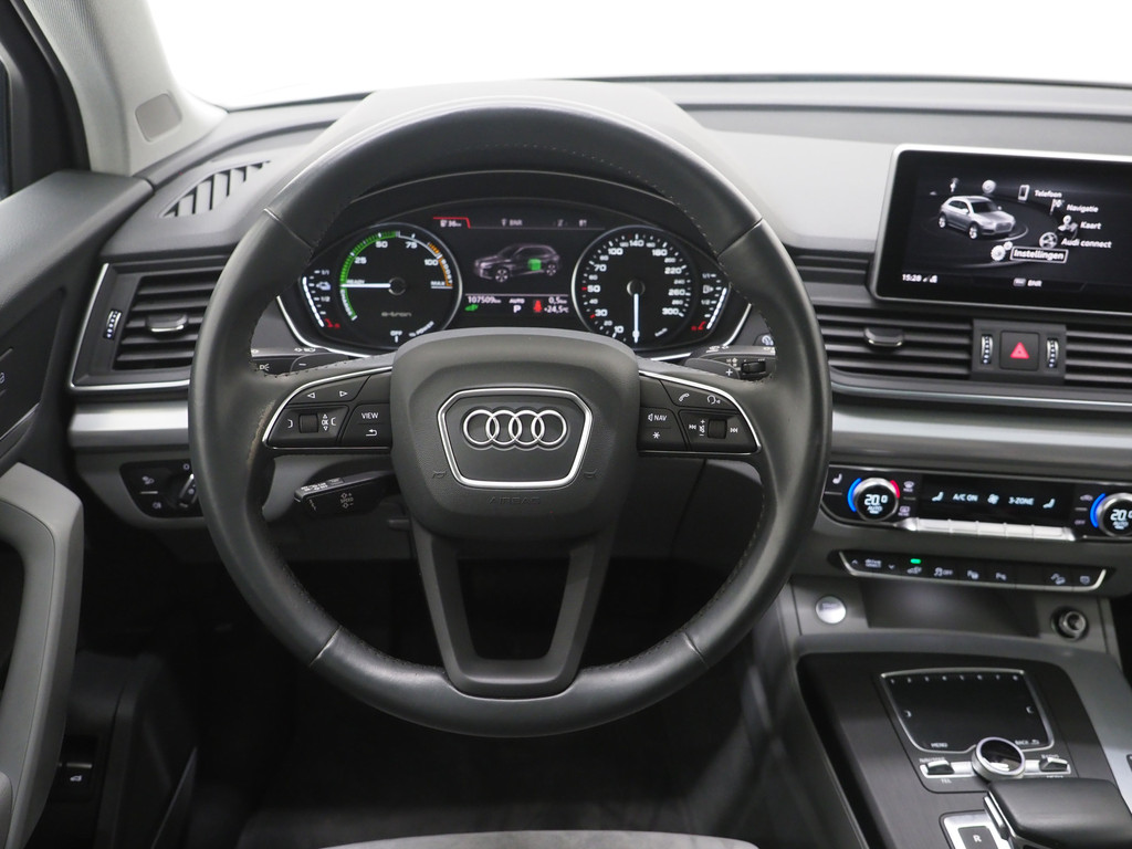 Audi Q5 50 TFSI e quattro S-Line 77