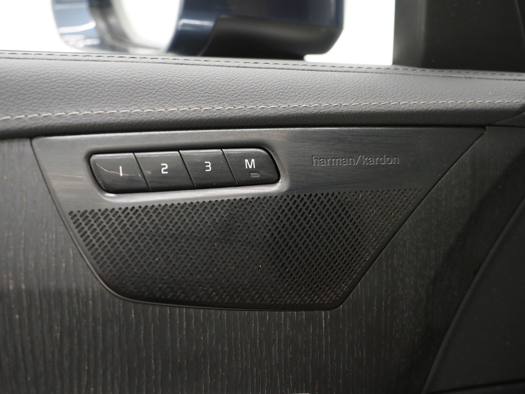 Volvo XC90 2.0 T8 Recharge AWD Ultimate 7P Long Range 19