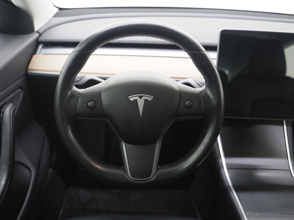 Tesla Model 3 Long Range AWD 75 kWh 351PK 32