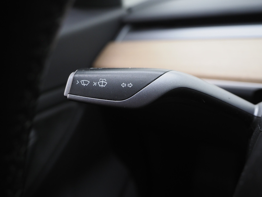 Tesla Model 3 Long Range AWD 75 kWh 351PK 61