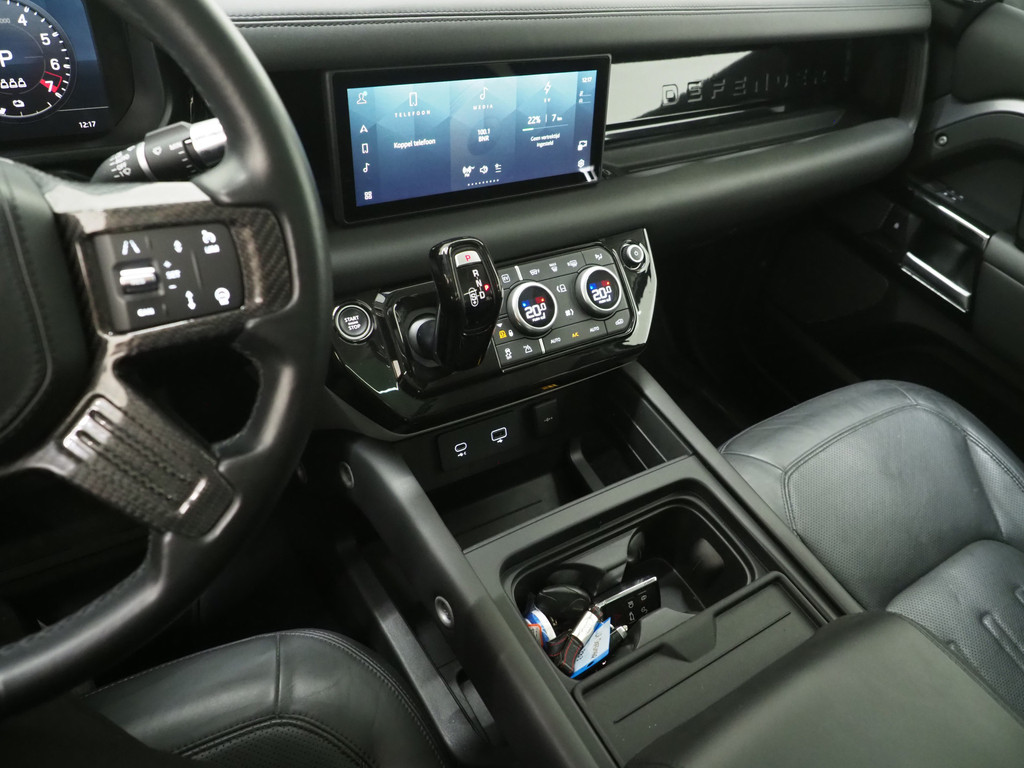 Land Rover Defender 110 2.0 P400e 110 Urban WideTrack Look 87