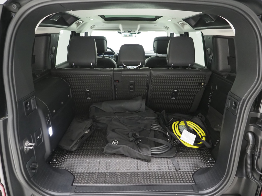 Land Rover Defender 110 2.0 P400e 110 Urban WideTrack Look 93