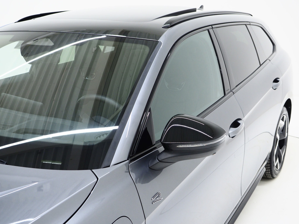 Volkswagen Passat Variant 1.5 eHybrid R-Line 12