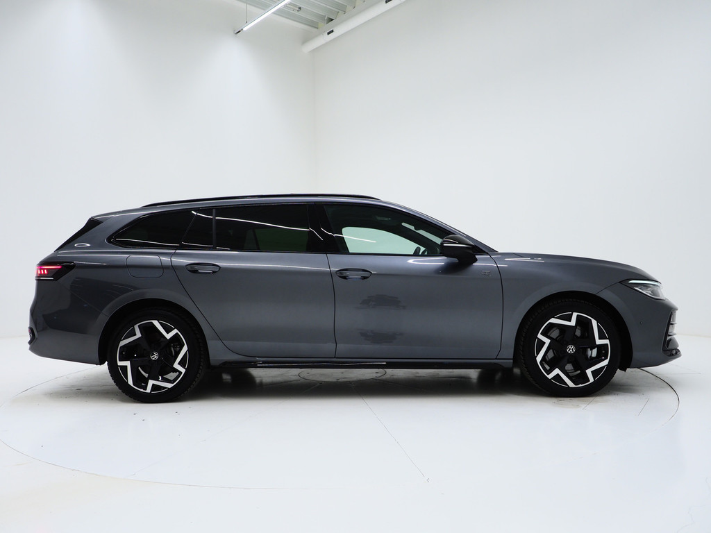Volkswagen Passat Variant 1.5 eHybrid R-Line 59