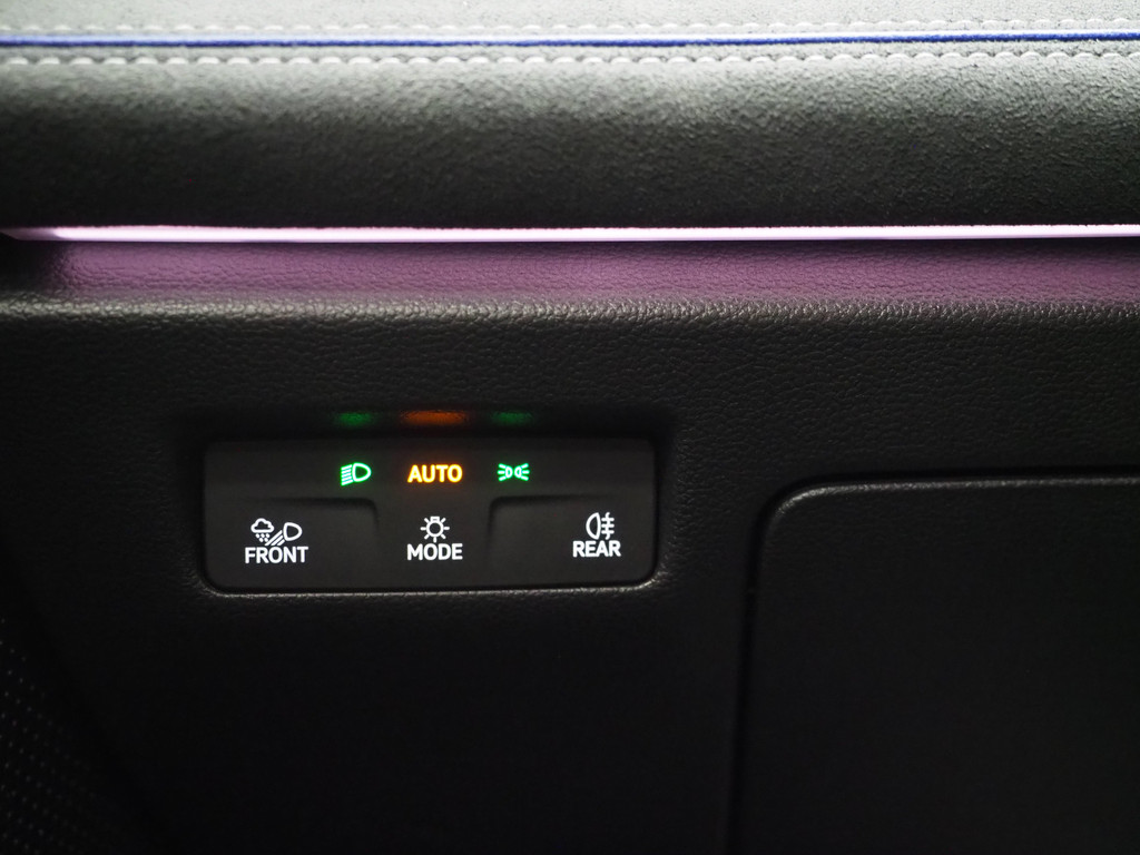 Volkswagen Passat Variant 1.5 eHybrid R-Line 72
