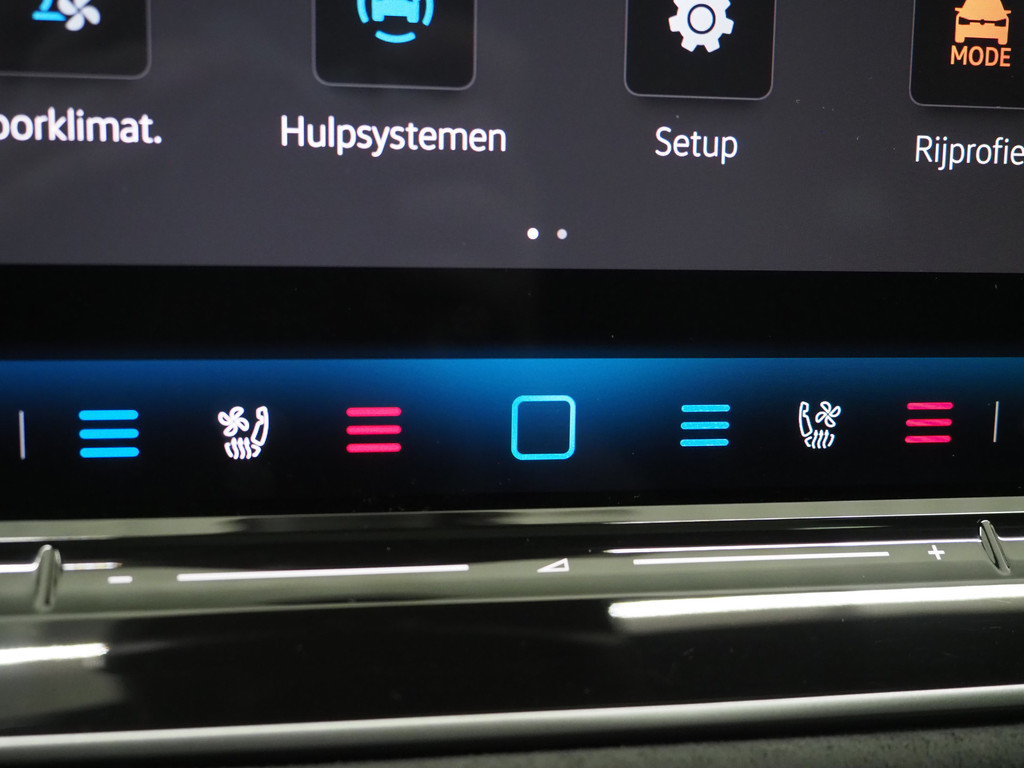 Volkswagen Passat Variant 1.5 eHybrid R-Line 80
