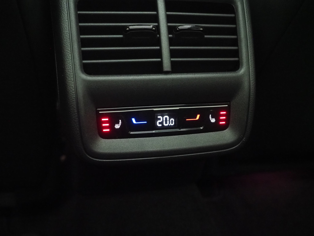 Volkswagen Passat Variant 1.5 eHybrid R-Line 91